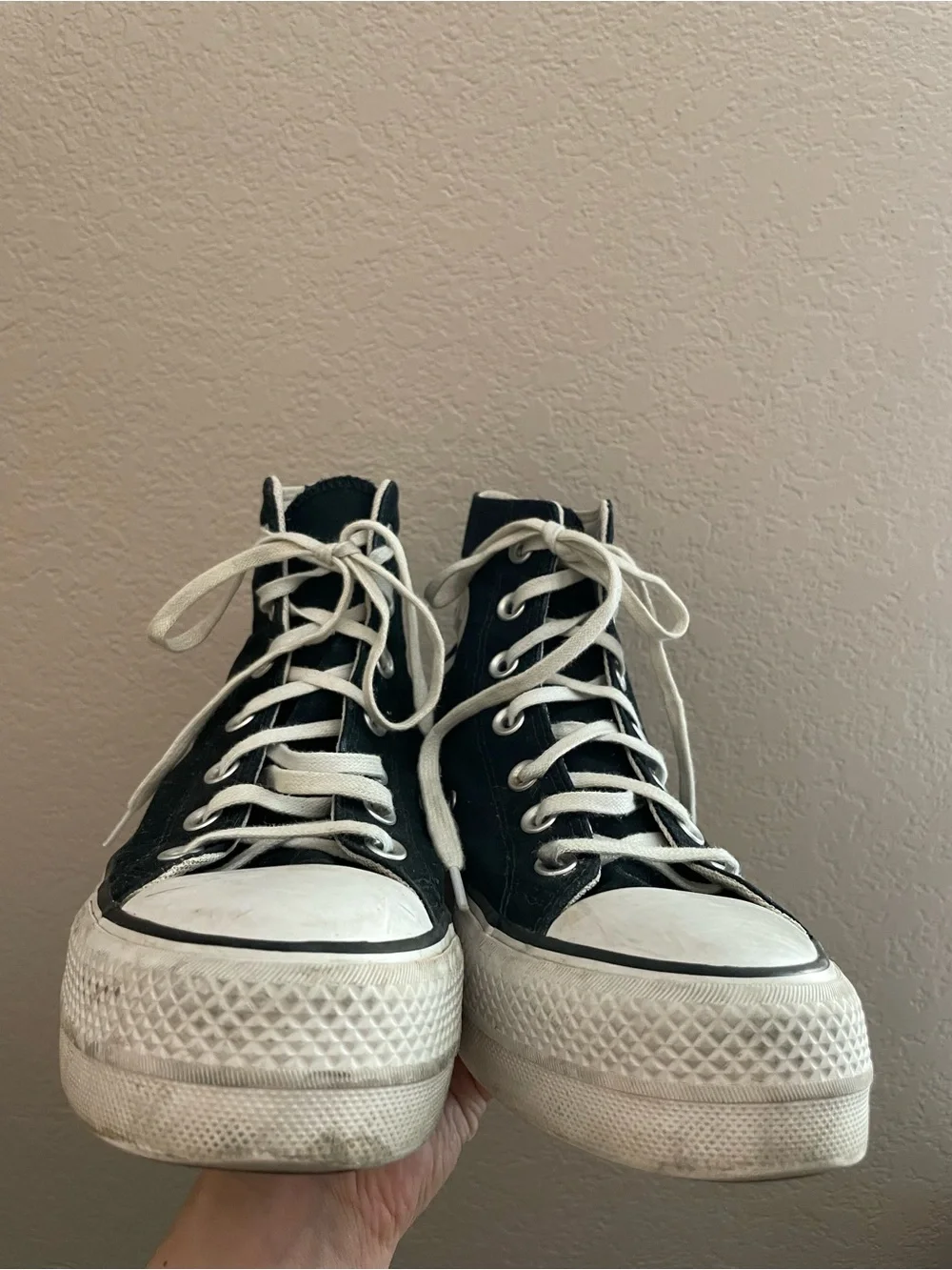 Converse Black Platform High Top Sneakers Women’s Size 7